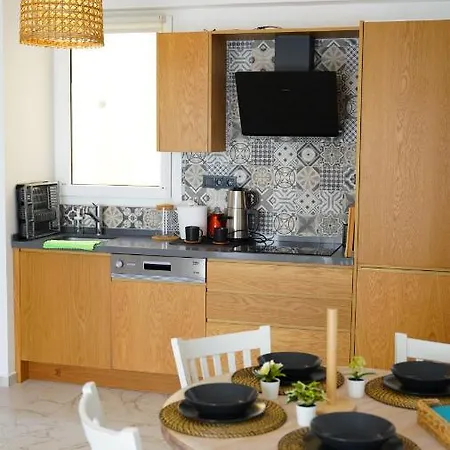 Homie Suites - With Complimentary Private Access & Open-buffet Breakfast Milas